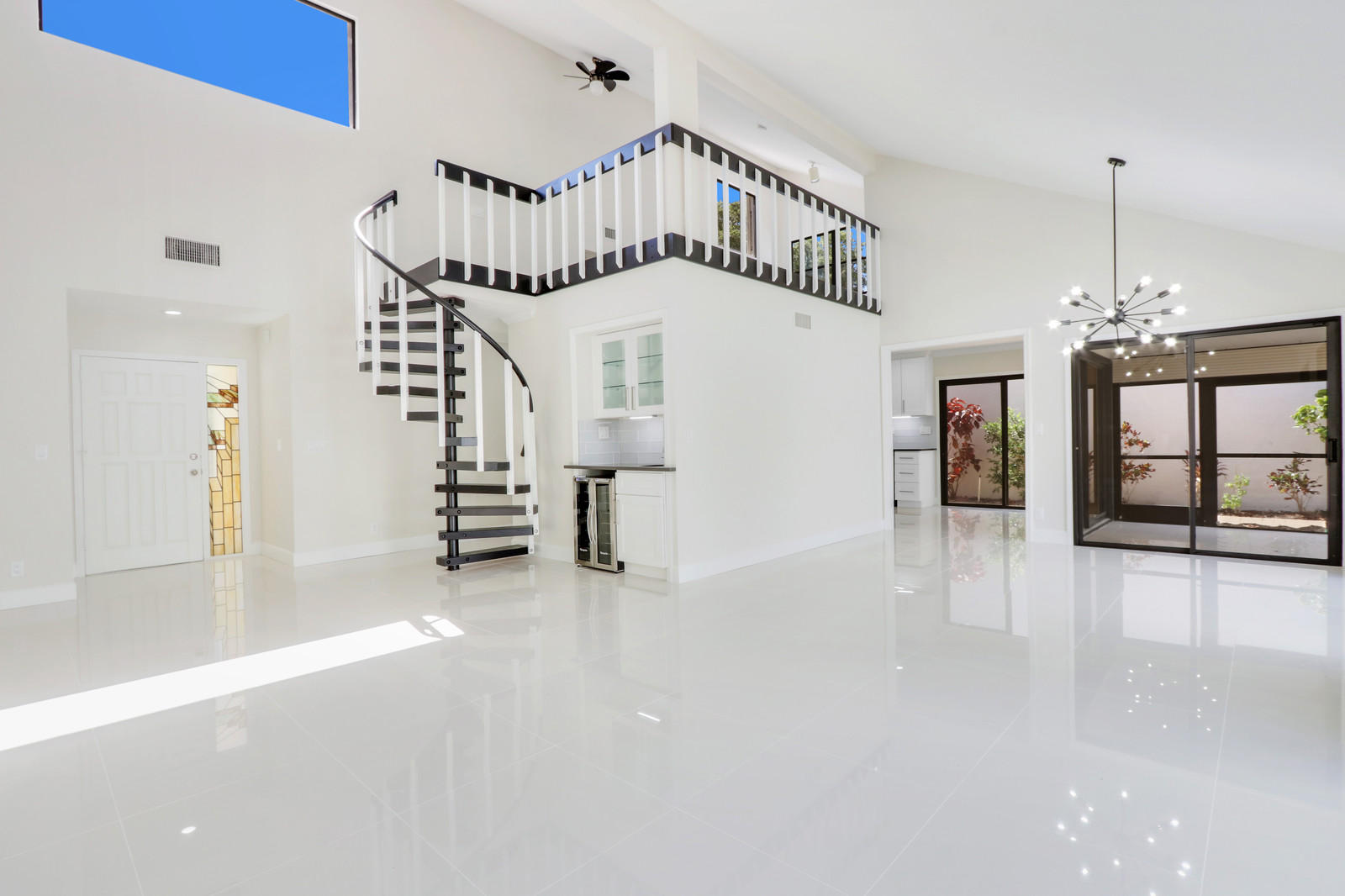 17029 Traverse Circle Jupiter, FL 33477 - Photo 3 of 30 Entryway