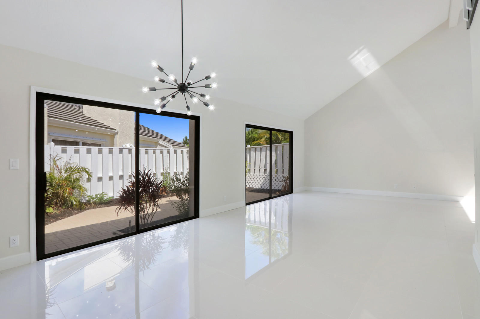 17029 Traverse Circle Jupiter, FL 33477 - Photo 7 of 30 Dining Room