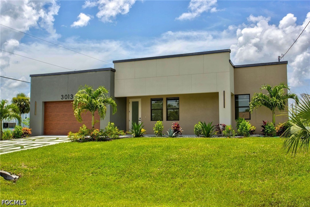 3013 39th Street Southwest Lehigh Acres, FL 33976 - Photo 2 of 24