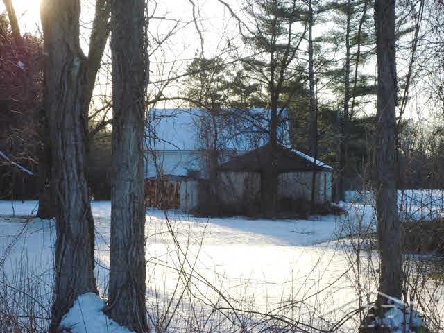 5689 Fort Road Saginaw, MI 48601 - Photo 2 of 5 20351728-1.JPG