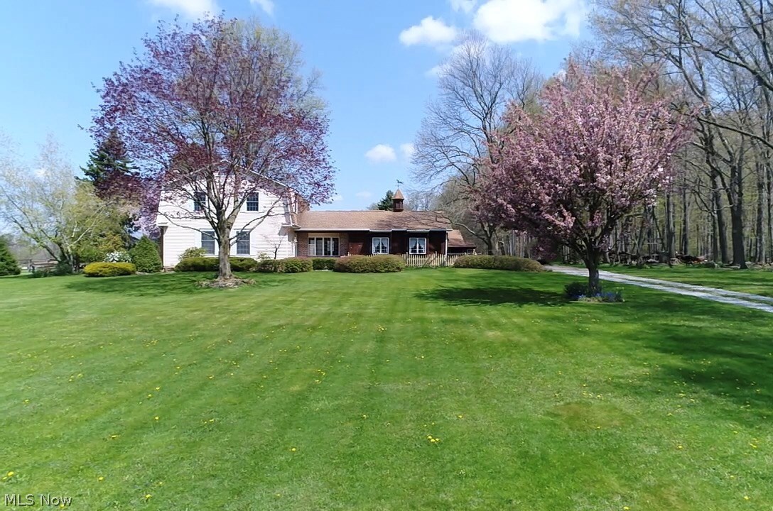 8110 West Calla Road Canfield, OH 44406 - Photo 1 of 35 Gallery Image 1