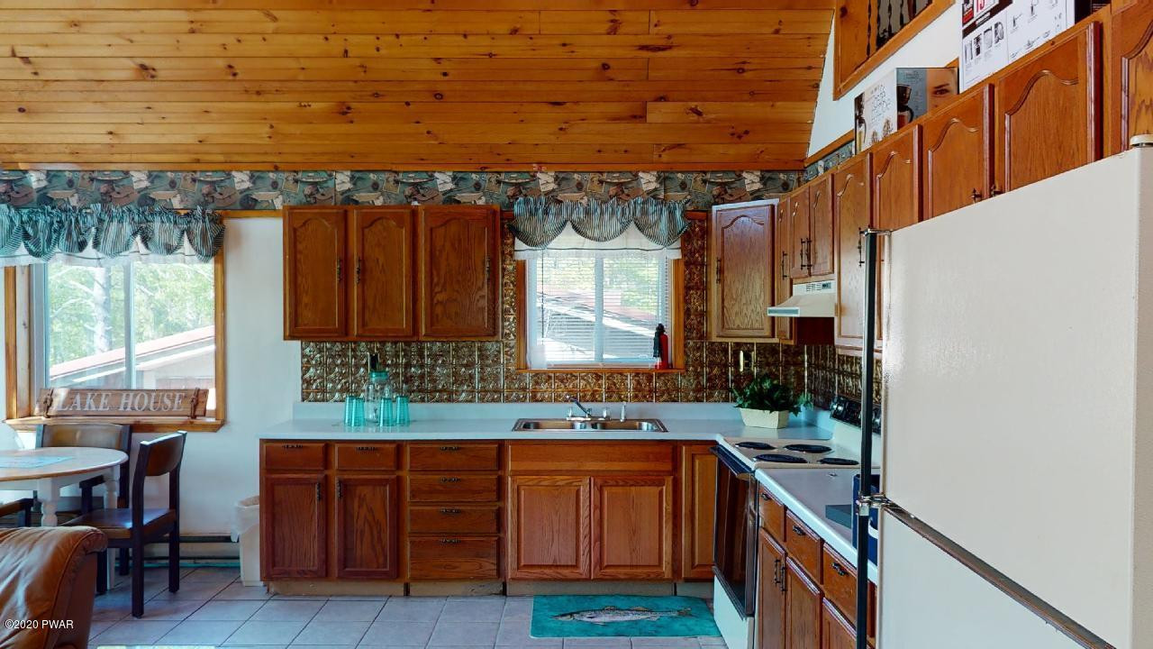 121 Riverside Drive Greentown, PA 18426 - Photo 14 of 33 121-Riverside-Dr-06082020_223710