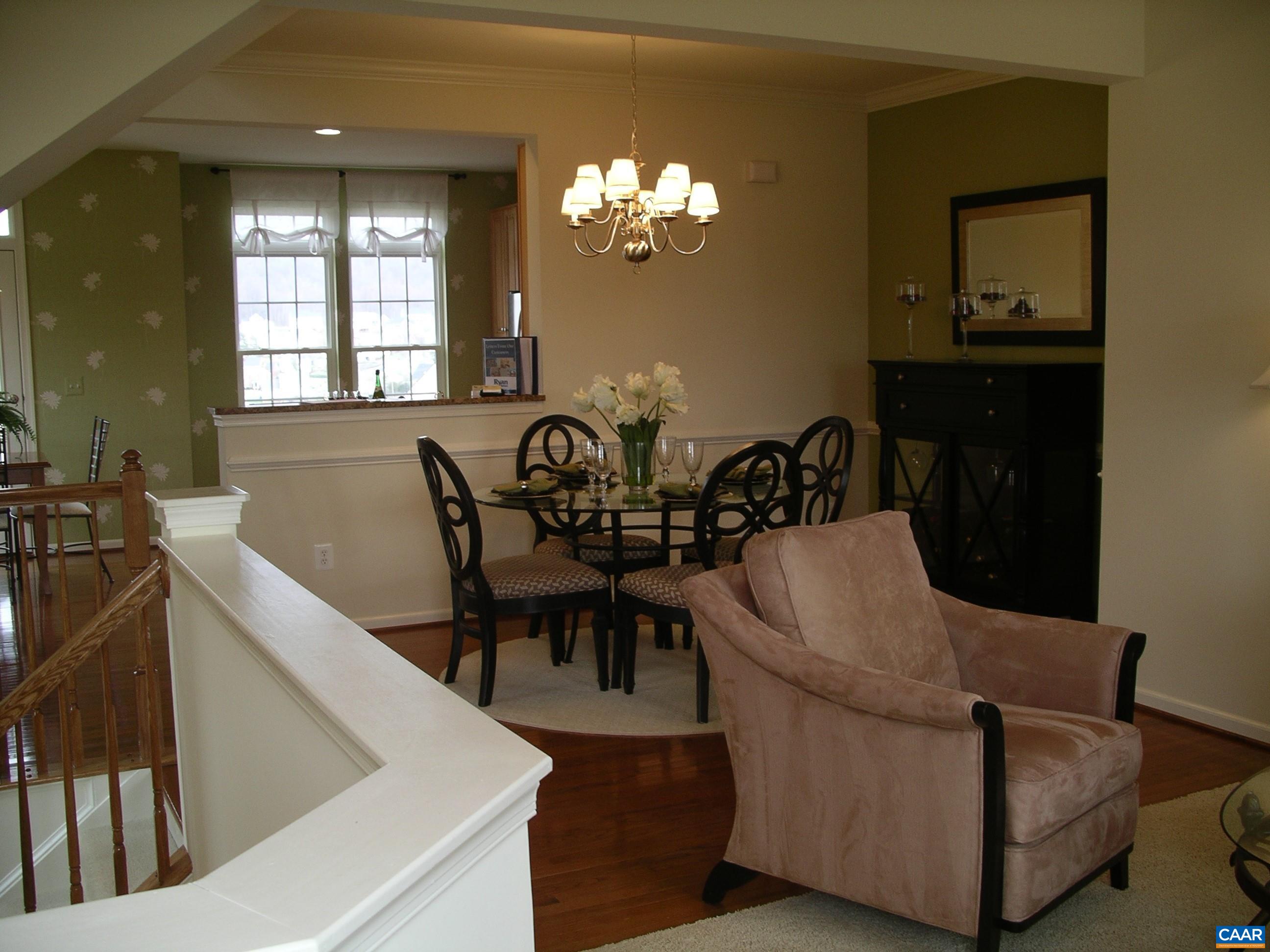 321 Rolkin Road Charlottesville, VA 22911 - Photo 9 of 44 Living/Dining Area