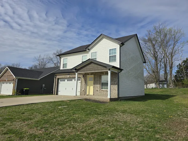 $1,795 | 849 Lutz Lane, Clarksville, TN 37042