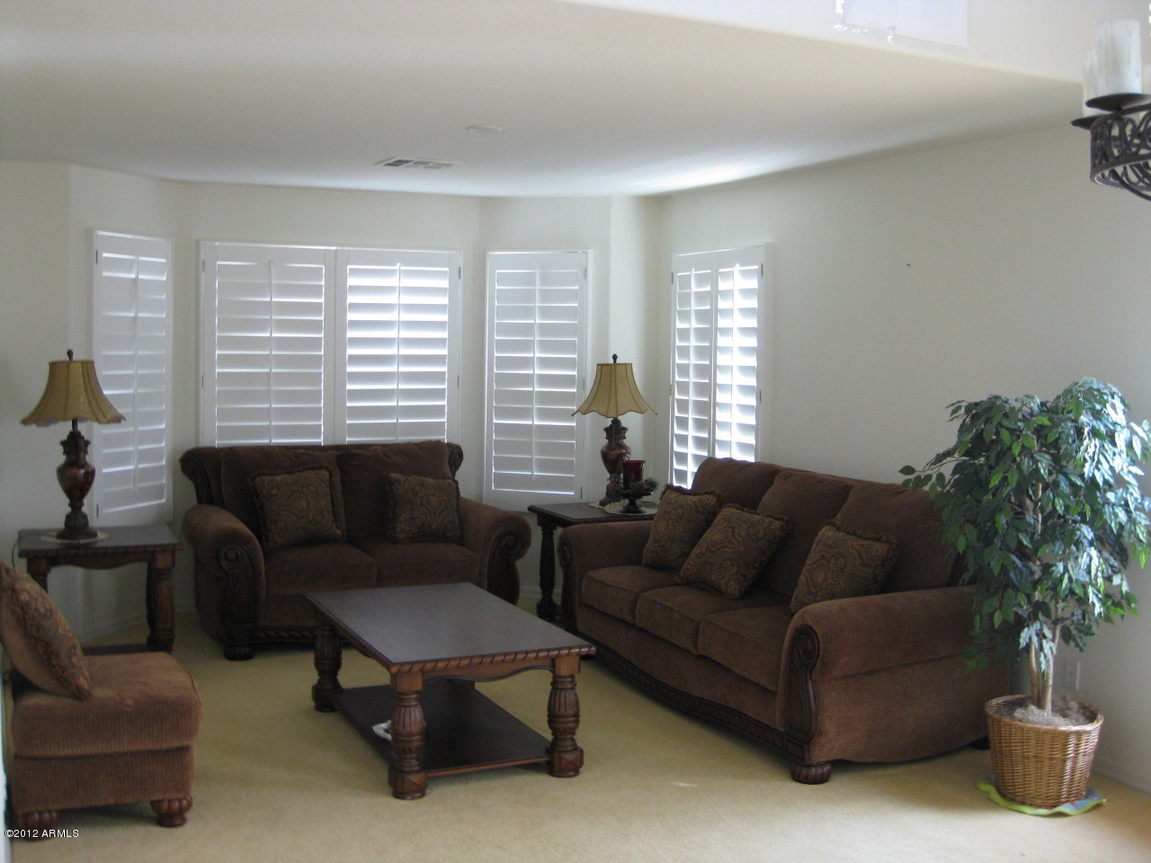 2333 West Steed Ridge Phoenix, AZ 85085 - Photo 2 of 12 02livingroom