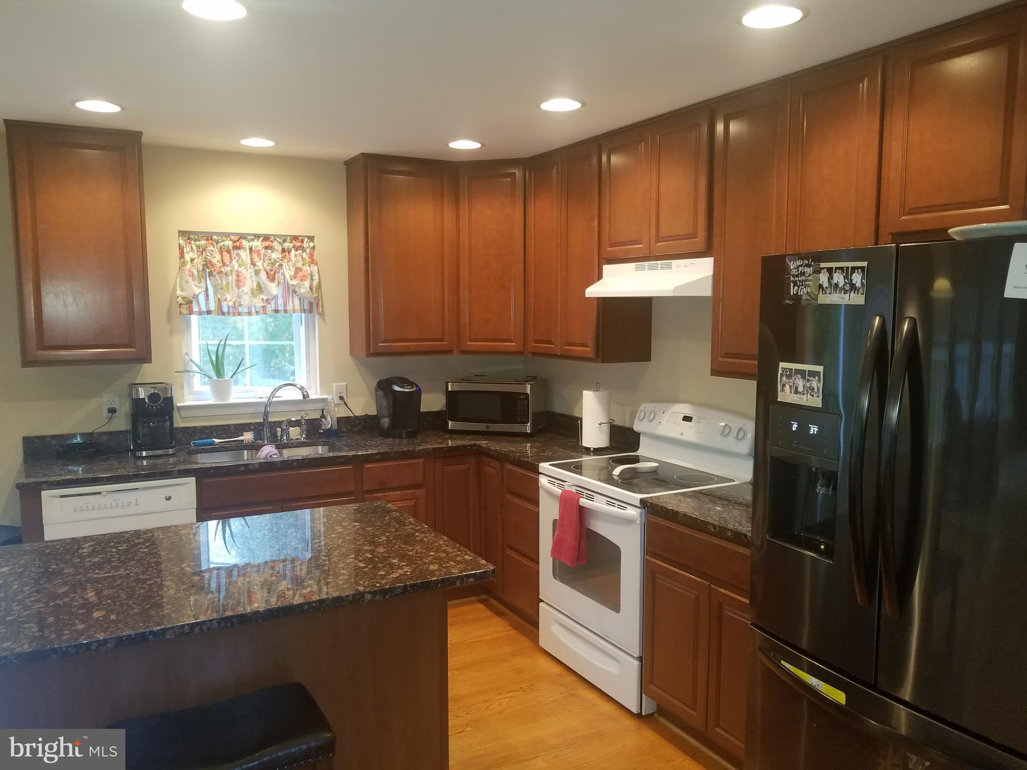 6131 Noah Way Hanover, MD 21076 - Photo 7 of 32