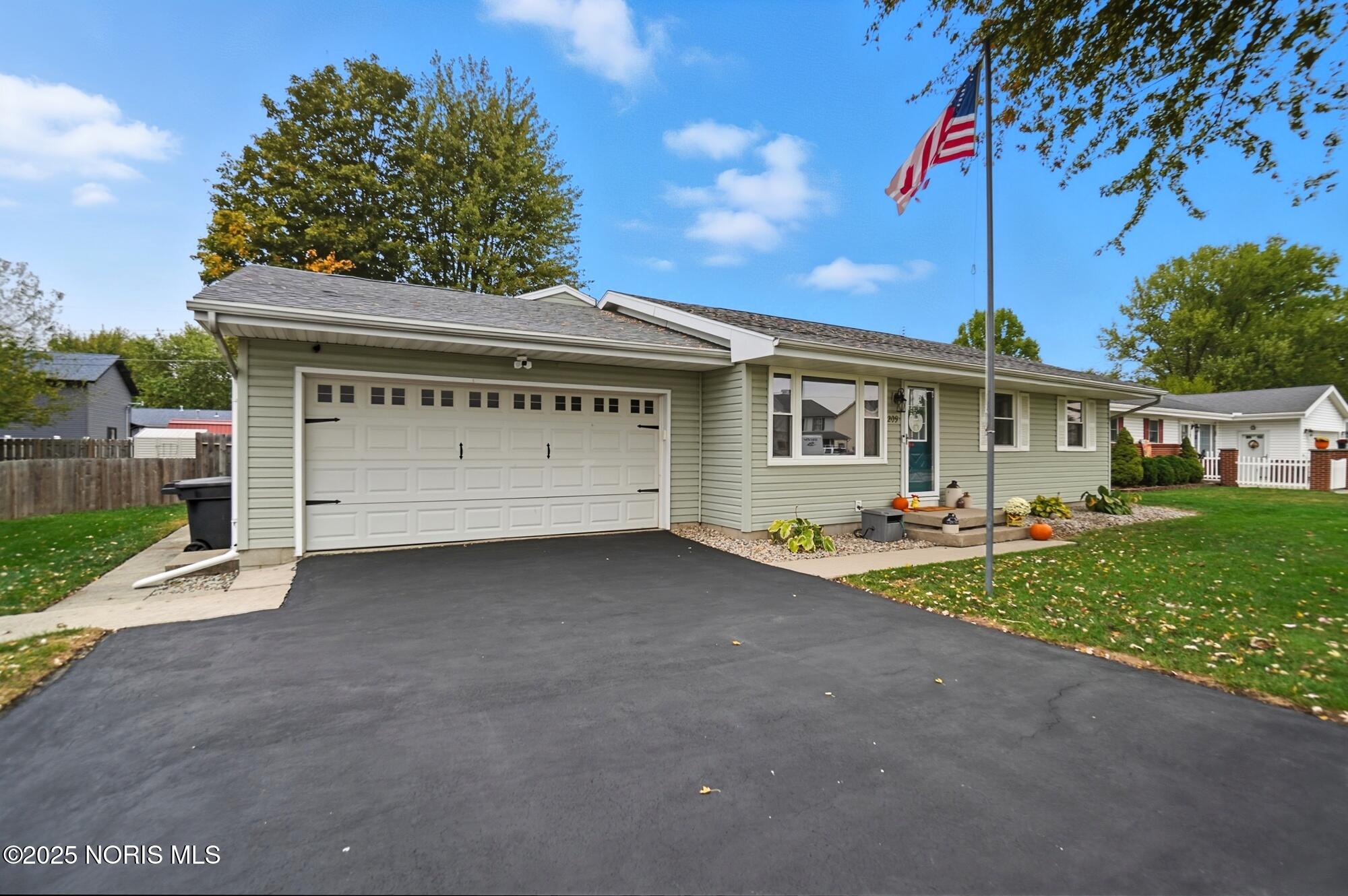209 Rudolph Road North Baltimore, OH 45872 - Photo 4 of 48 0014