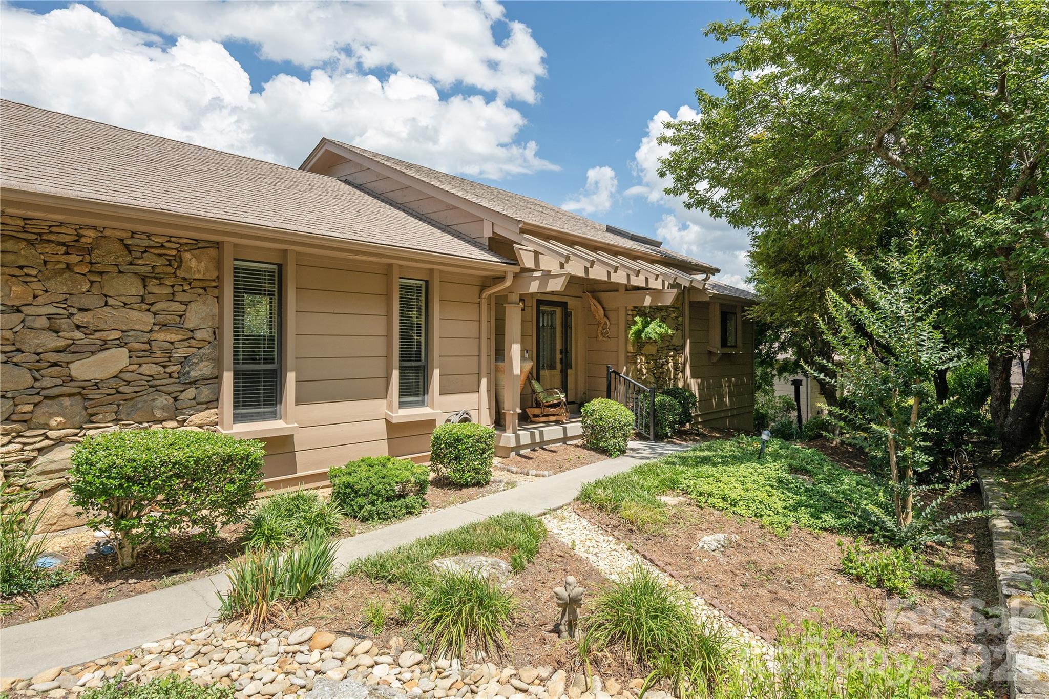 159 Country Ridge Road Hendersonville, NC 28739 - Photo 1 of 31 Gallery Image 1
