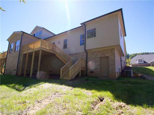 208 Jordan Ridge Way Jamestown, NC 27282 - Photo 15 of 16 Exterior Back.