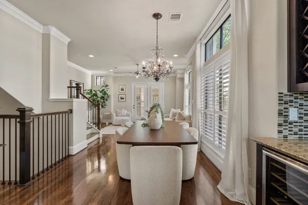 $460,000 | 1118 West 25th Street, Houston, TX 77008