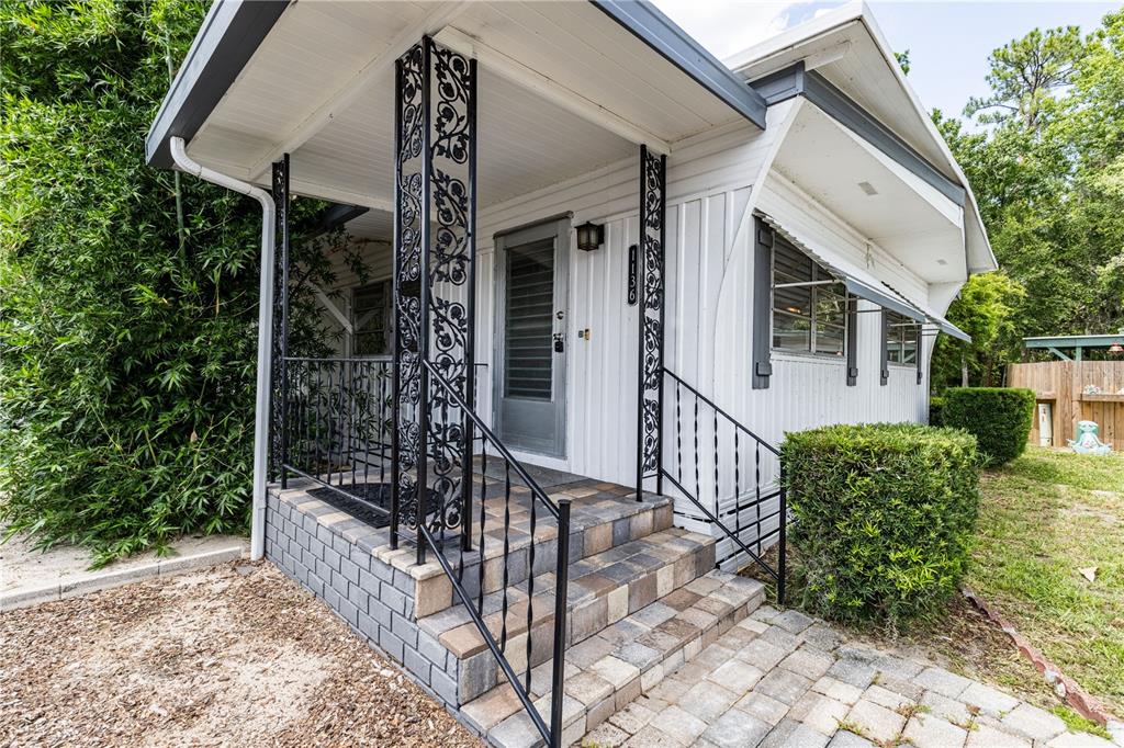 1136 Rue De Dore Tavares, FL 32778 - Photo 5 of 45