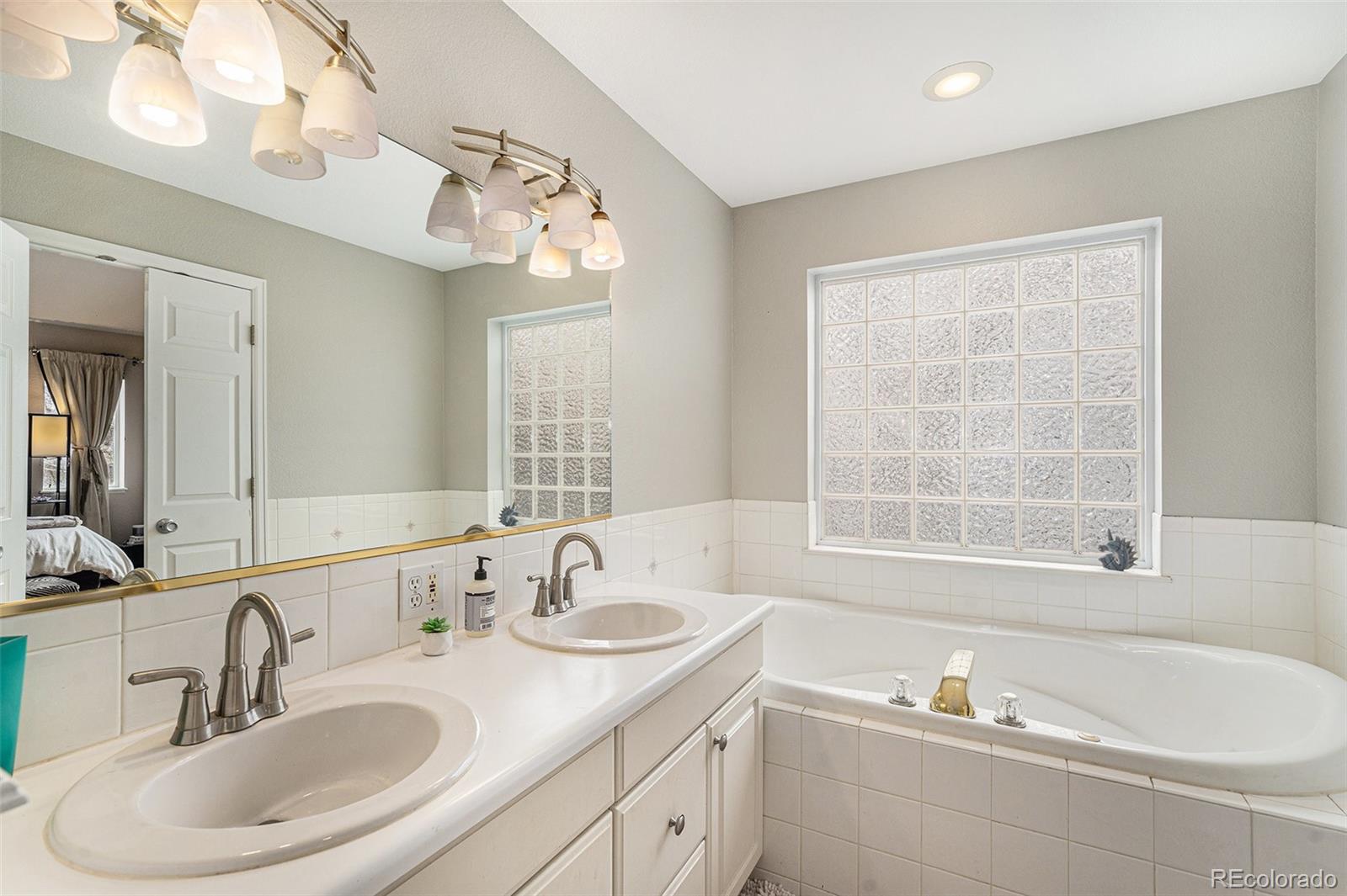 6657 Drew Ranch Lane Boulder, CO 80301 - Photo 21 of 35 Gallery Image 21