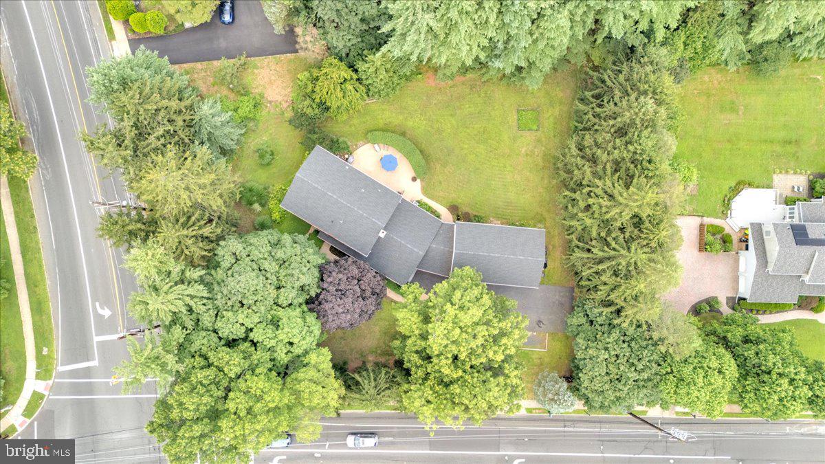 298 North Post Road Princeton Junction, NJ 08550 - Photo 34 of 35 an aerial view of a house with a yard and lake view