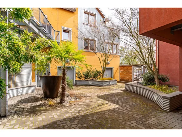 $675,000 | 321 Mill Street, Unit 3, Eugene, OR 97401