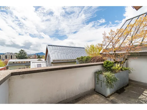 $675,000 | 321 Mill Street, Unit 3, Eugene, OR 97401