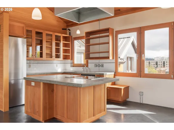 $675,000 | 321 Mill Street, Unit 3, Eugene, OR 97401