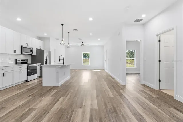 $275,000 | 11192 North Terra Cotta Drive, Citrus Springs, FL 34434