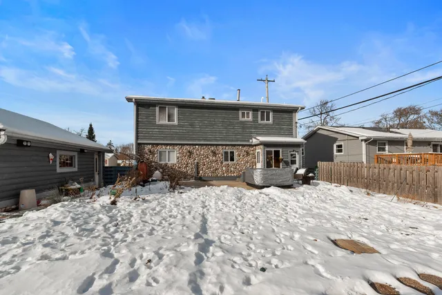 $475,000 | 12147 223rd Avenue, Salem Lakes, WI 53104