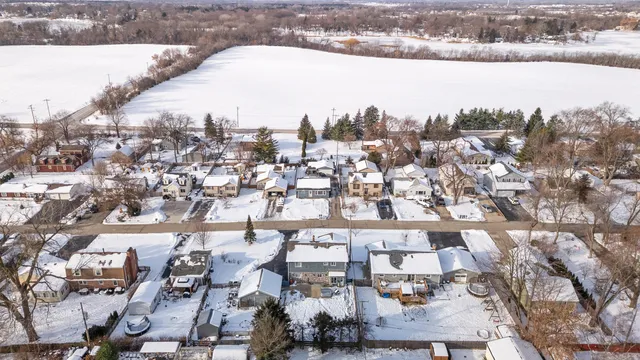 $475,000 | 12147 223rd Avenue, Salem Lakes, WI 53104