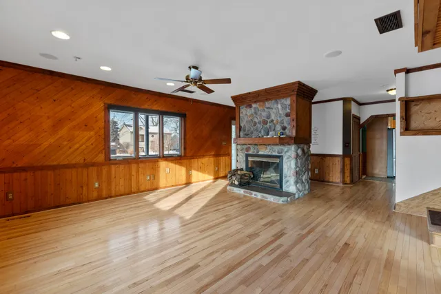 $475,000 | 12147 223rd Avenue, Salem Lakes, WI 53104