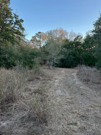 $127,000 | 303 South Farm To Market 609, Muldoon, TX 78949