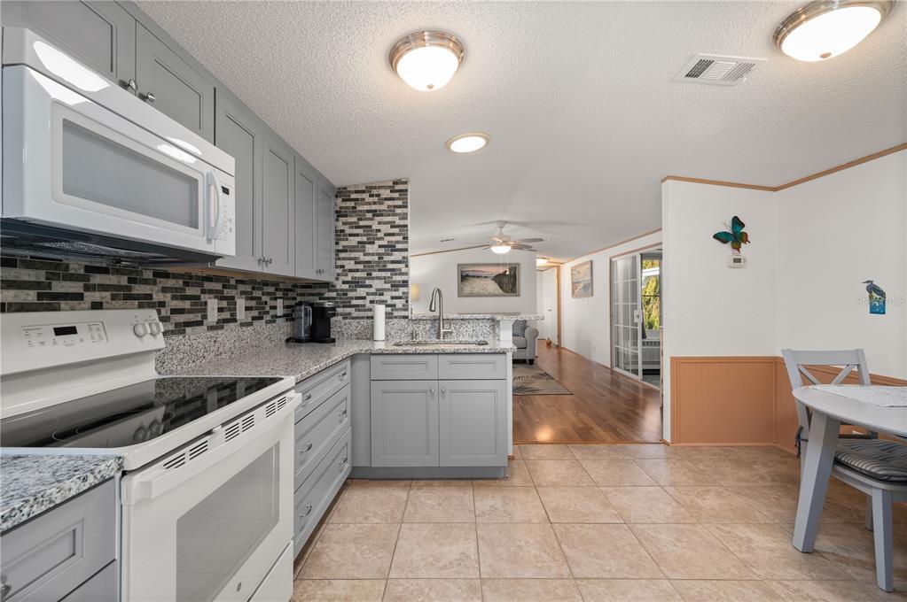 24437 Harbor View Road, Unit 114 Punta Gorda, FL 33980 - Photo 16 of 55 Gallery Image 16