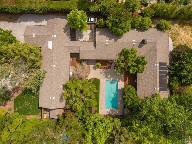 $5,250,000 | 8 Circle Road, San Rafael, CA 94903