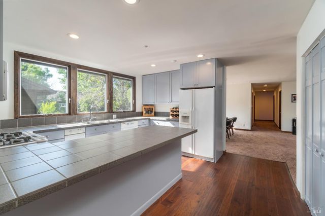 $5,250,000 | 8 Circle Road, San Rafael, CA 94903