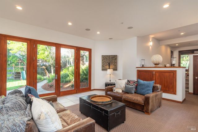 $5,250,000 | 8 Circle Road, San Rafael, CA 94903