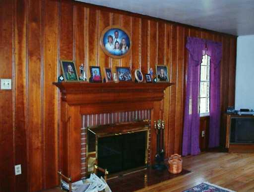 718 North Pike Road Cabot, PA 16023 - Photo 3 of 4