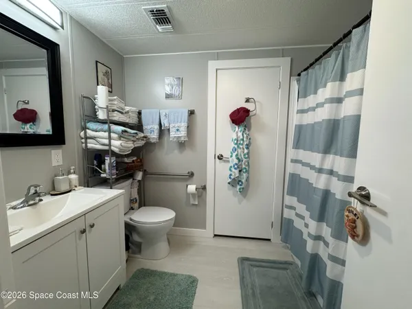 $210,000 | 915 Hemlock Street, Barefoot Bay, FL 32976