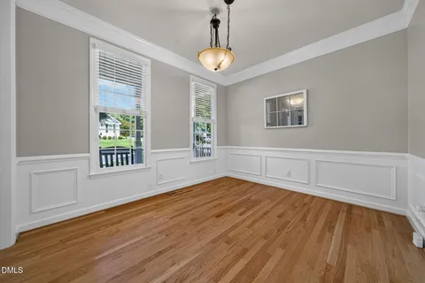 $535,000 | 2411 Fordcrest Drive, Apex, NC 27502
