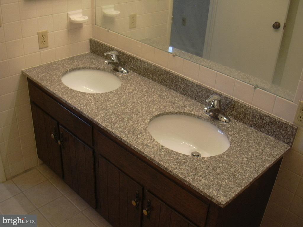 450 Delp Road Lancaster, PA 17601 - Photo 13 of 19 Gallery Image 13