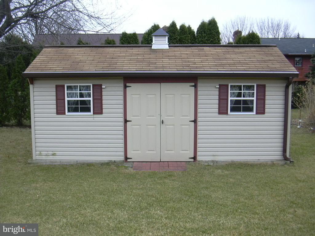 450 Delp Road Lancaster, PA 17601 - Photo 6 of 19 Gallery Image 6