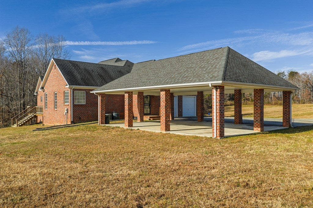 1105 Brooklyn Road Sutherlin, VA 24594 - Photo 9 of 77 Gallery Image 9