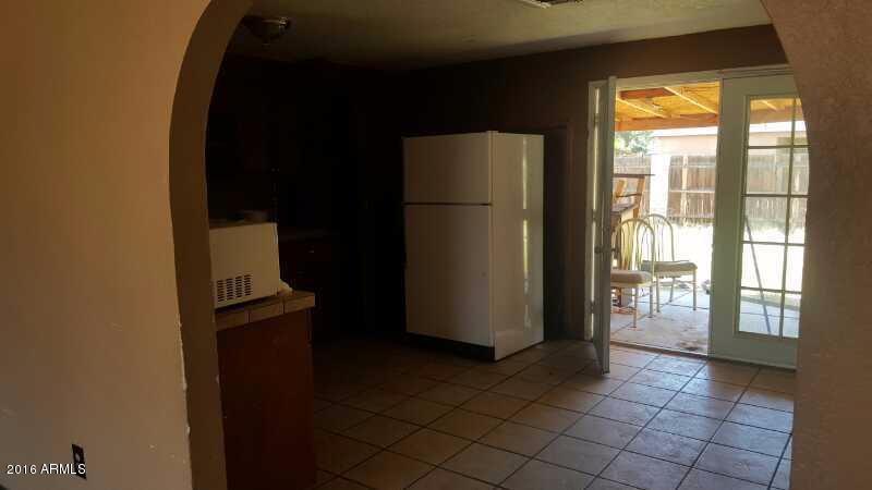 6219 West Coronado Road Phoenix, AZ 85035 - Photo 2 of 8 interior