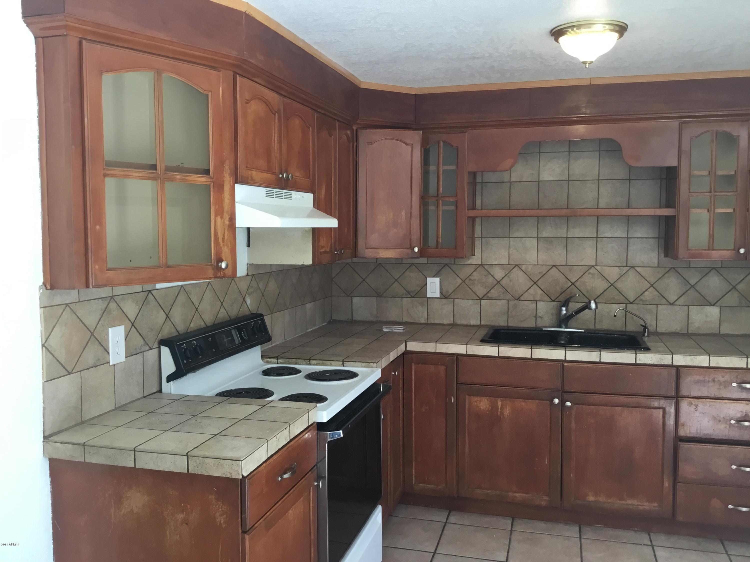 6219 West Coronado Road Phoenix, AZ 85035 - Photo 4 of 8 interior