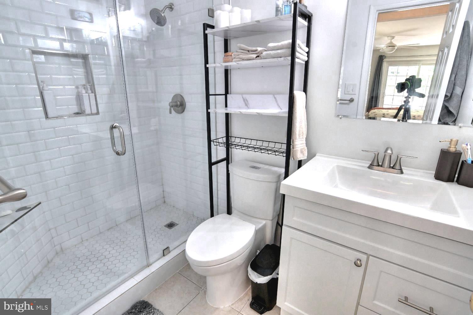 2220 Springwood Drive, Unit 108B Reston, VA 20191 - Photo 7 of 96