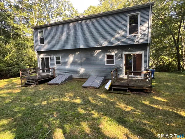 $1,700 | 22 Dartmouth Drive, Groton, CT 06355