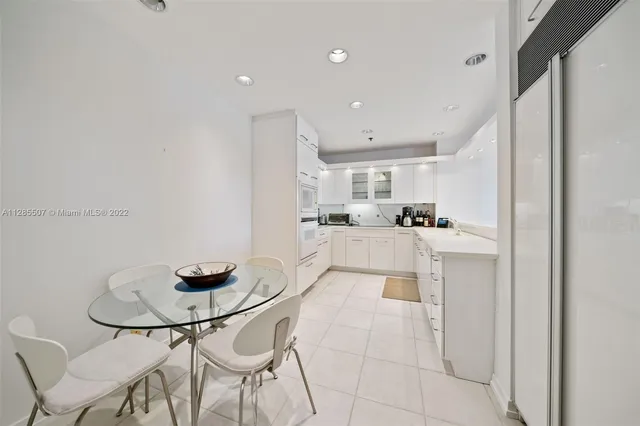 $6,000 | 201 Crandon Boulevard, Unit 927, Key Biscayne, FL 33149