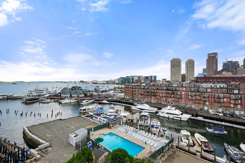 28 Atlantic Avenue, Unit 638 Boston, MA 02110 - Photo 16 of 39 a view of a city