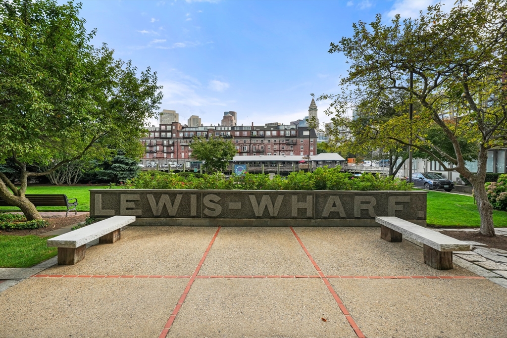 28 Atlantic Avenue, Unit 638 Boston, MA 02110 - Photo 34 of 39 a view of a terrace