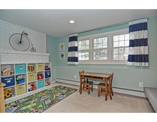 121 Pinecrest Road Holliston, MA 01746 - Photo 18 of 29 Gallery Image 18