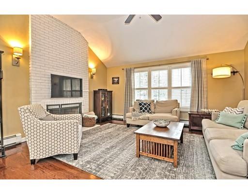 121 Pinecrest Road Holliston, MA 01746 - Photo 7 of 29 Gallery Image 7