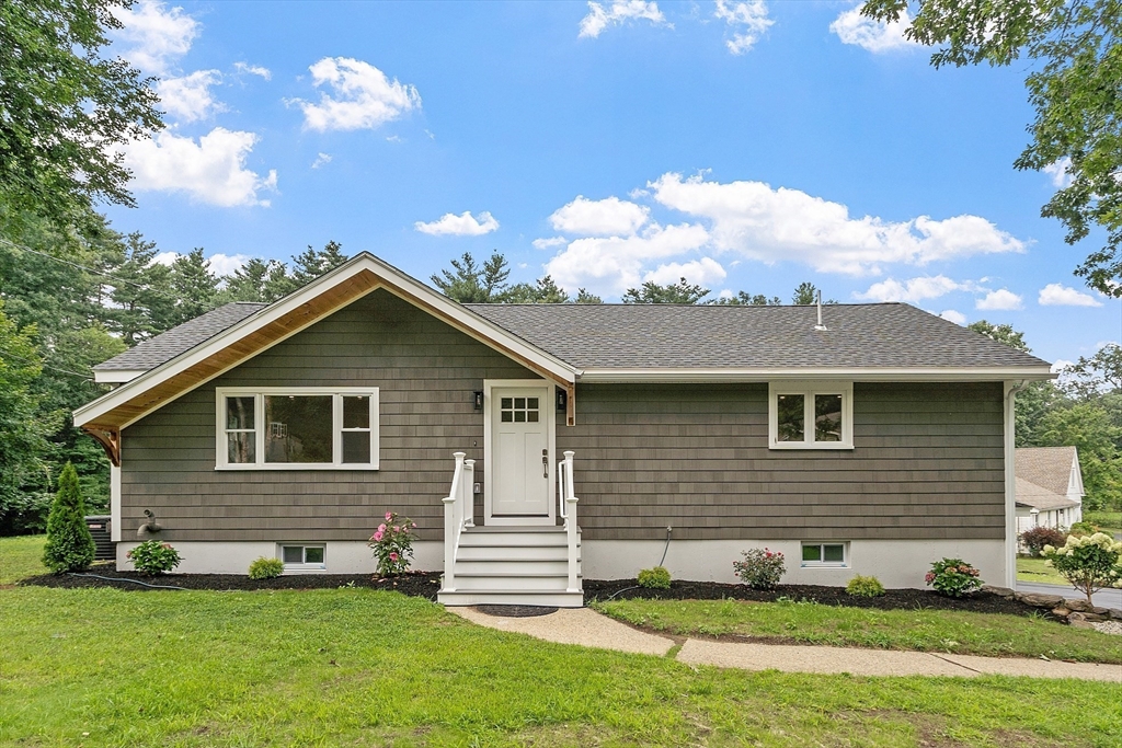 12 Harriman Road Merrimac, MA 01860 - Photo 1 of 41