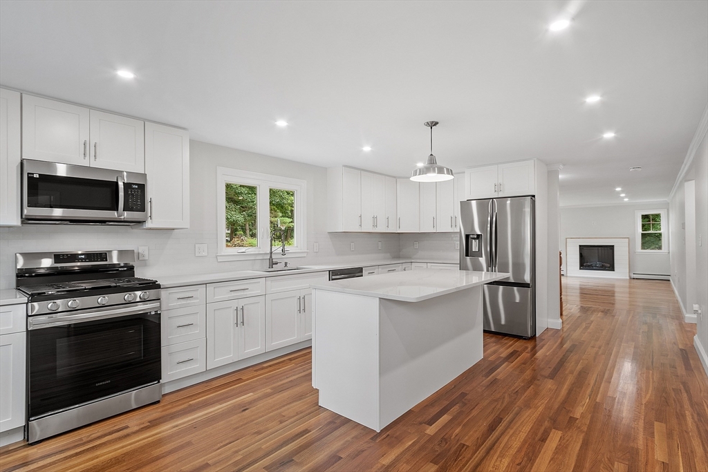 12 Harriman Road Merrimac, MA 01860 - Photo 8 of 41
