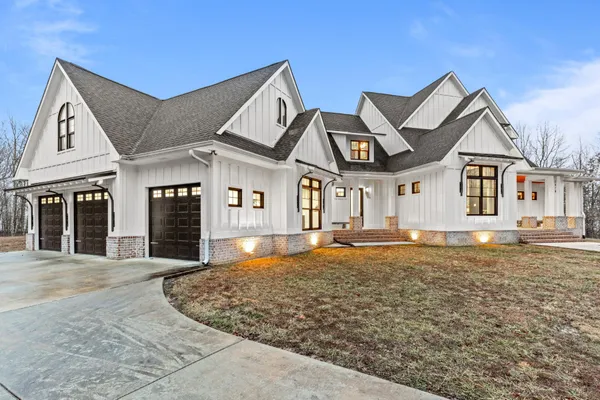 $1,500,000 | 2070 River Bluffs Drive, Jasper, TN 37347