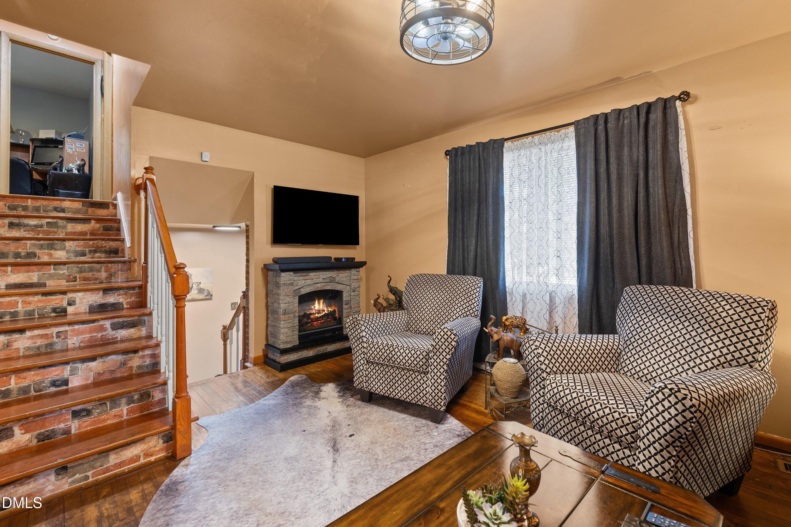 601 Wexford Drive Raleigh, NC 27603 - Photo 11 of 51 19-601 Wexford_8120