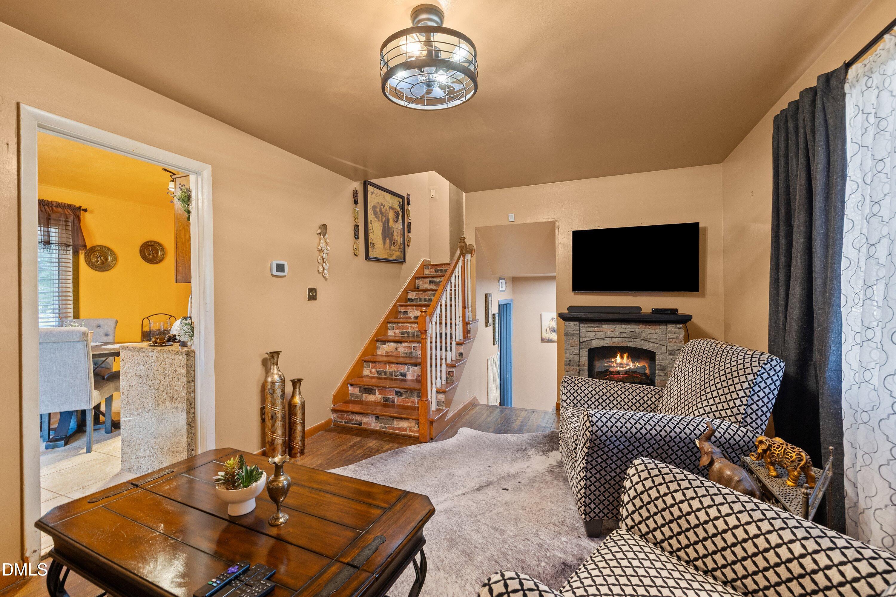 601 Wexford Drive Raleigh, NC 27603 - Photo 12 of 51 20-601 Wexford_8125