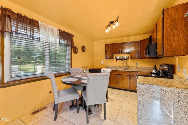 $240,000 | 601 Wexford Drive, Raleigh, NC 27603